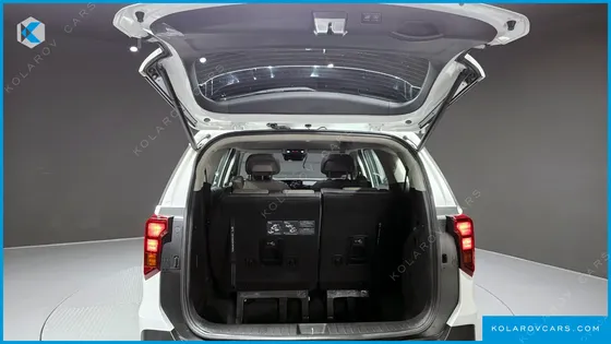 KIA CARNIVAL DIESEL 7-SEATER NOBLESSE