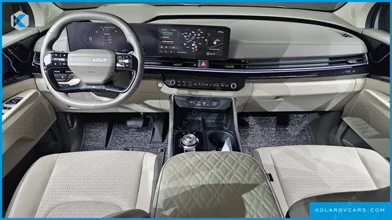 KIA CARNIVAL GASOLINE 7-SEATER GRAVITY