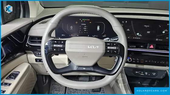 KIA CARNIVAL GASOLINE 7-SEATER GRAVITY