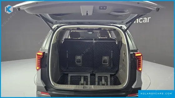 KIA CARNIVAL GASOLINE 7-SEATER GRAVITY