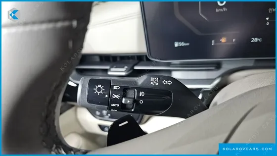 KIA CARNIVAL GASOLINE 7-SEATER GRAVITY