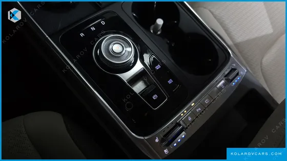 KIA CARNIVAL HEV 9SEATER GRAVITY
