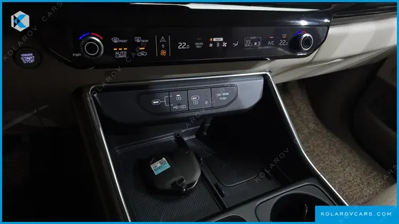 KIA CARNIVAL HEV 9SEATER GRAVITY