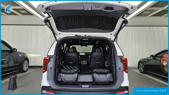 KIA CARNIVAL HEV 9-SEATER HI-LIMOUSINE (SPECIAL VEHICLE)