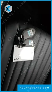 KIA CARNIVAL HEV 9-SEATER HI-LIMOUSINE (SPECIAL VEHICLE)