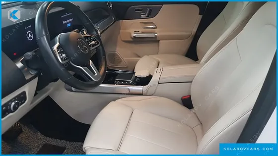 MERCEDES GLB-CLASS GLB220