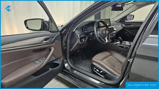BMW 5 SERIES 530I XDRIVE LUXURY