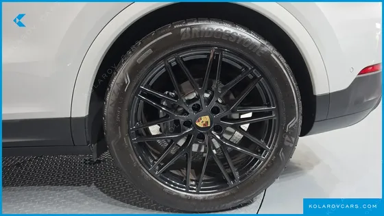 PORSCHE CAYENNE 3.0
