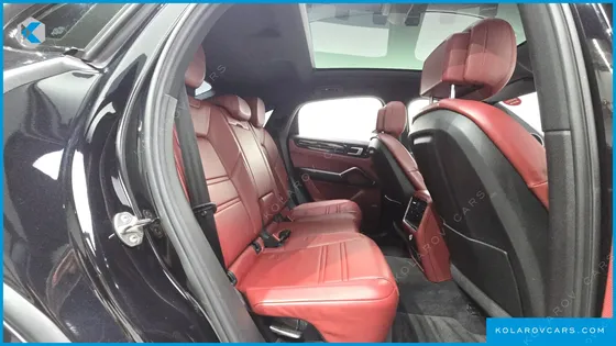 PORSCHE CAYENNE 3.0 COUPE