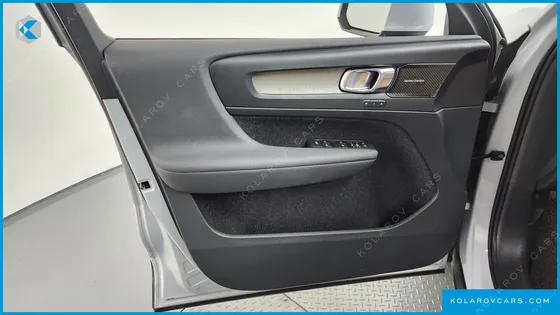 VOLVO XC40 T4 INSCRIPTION