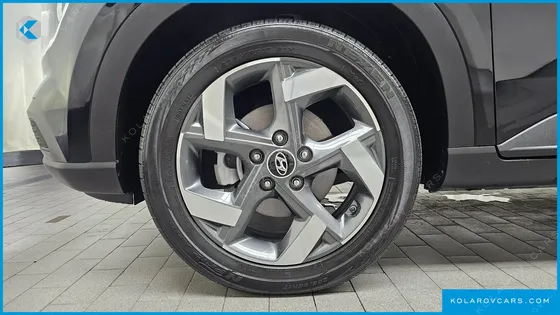 HYUNDAI VENUE 1.6 MODERN