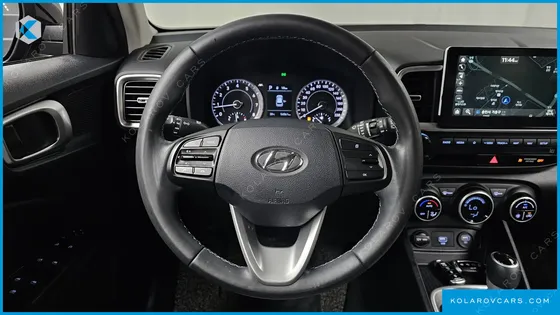 HYUNDAI VENUE 1.6 MODERN