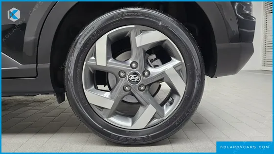 HYUNDAI VENUE 1.6 MODERN