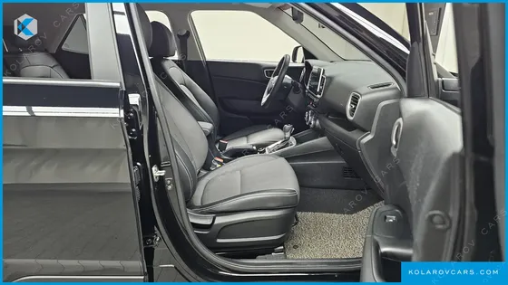 HYUNDAI VENUE 1.6 MODERN