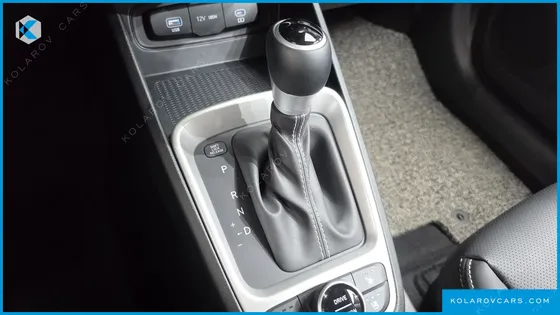 HYUNDAI VENUE 1,6 PREMIUM