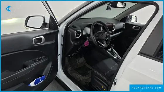 HYUNDAI VENUE 1,6 PREMIUM