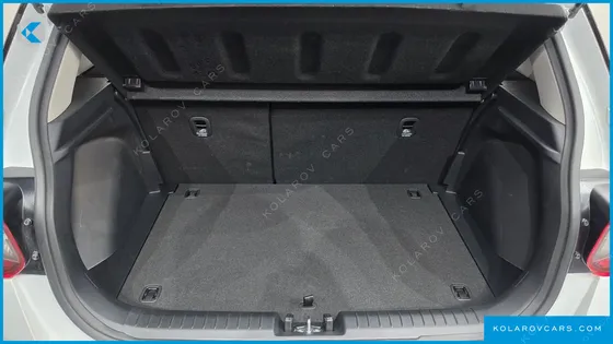 HYUNDAI VENUE 1,6 PREMIUM