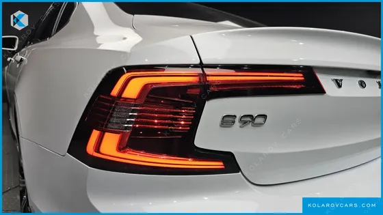 VOLVO S90 T8 AWD INSCRIPTION