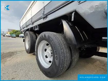 HYUNDAI MEGA TRUCK GOLD