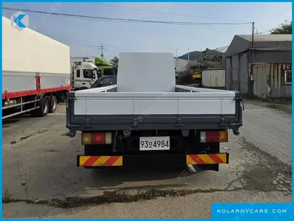 HYUNDAI MEGA TRUCK GOLD