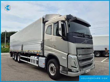 VOLVO CARGO TRUCK 8X4