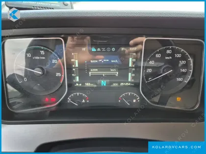 HYUNDAI EXCEED 10X4