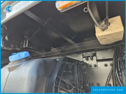 VOLVO CARGO TRUCK 10X4