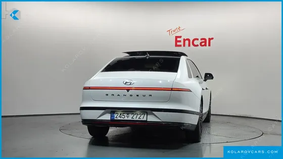 HYUNDAI GRANDEUR CALLIGRAPHY
