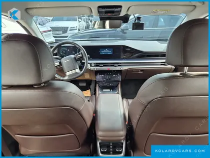 HYUNDAI GRANDEUR PREMIUM