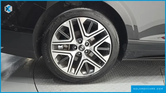 HYUNDAI GRANDEUR PREMIUM