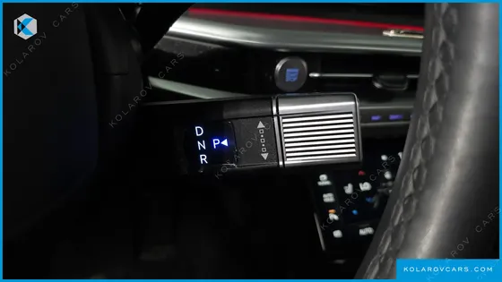 HYUNDAI GRANDEUR PREMIUM