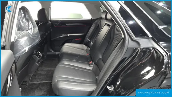 HYUNDAI GRANDEUR PREMIUM