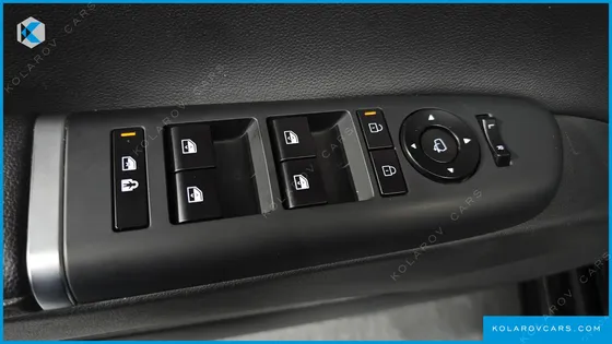 HYUNDAI GRANDEUR PREMIUM