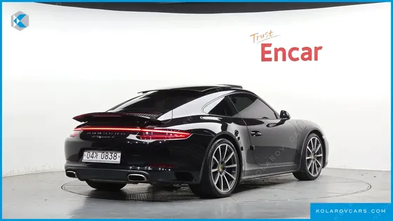 PORSCHE 911 CARRERA 4