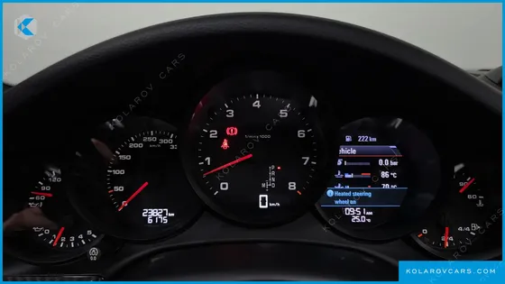 PORSCHE 911 CARRERA 4