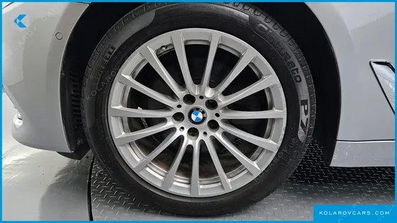 BMW 5 SERIES 520I LUXURY