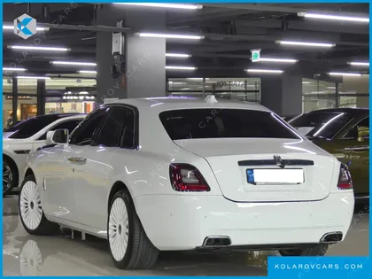 ROLLS ROYCE GHOST 6.7 V12