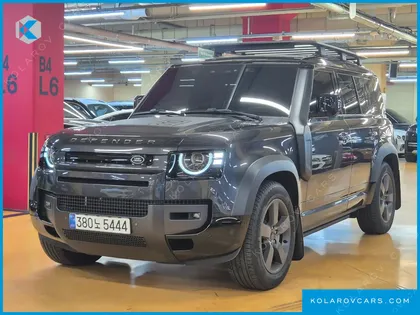 LAND ROVER DEFENDER 110 D300 X-DYNAMIC HSE