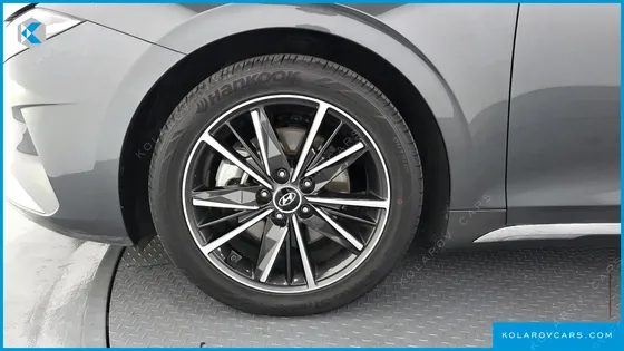 HYUNDAI GRANDEUR 2.5