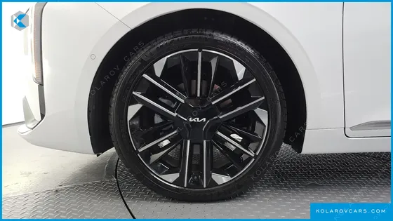 KIA K8 SIGNATURE