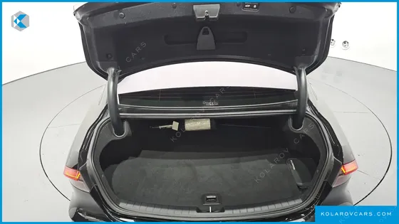 HYUNDAI GRANDEUR 3.0 LPI RENT CAR