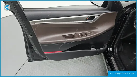HYUNDAI GRANDEUR 3.0 LPI RENT CAR