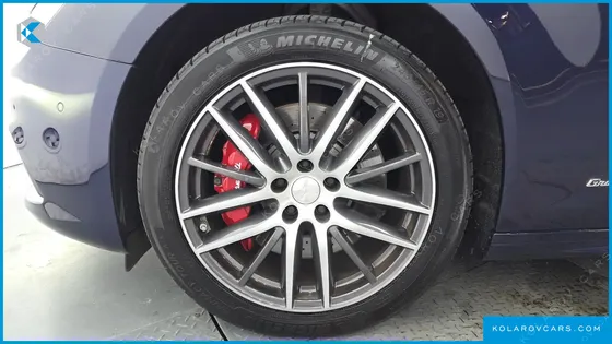 MASERATI GHIBLI 3.0 GRANSPORT