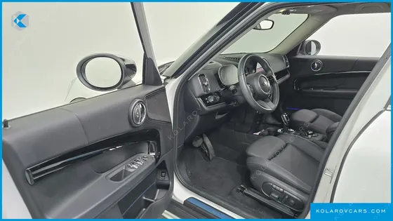 MINI COUNTRYMAN CLASSIC