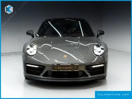PORSCHE 911 CARRERA 4 GTS