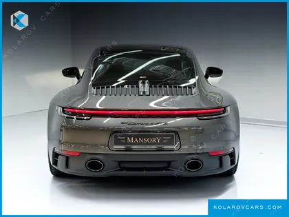 PORSCHE 911 CARRERA 4 GTS