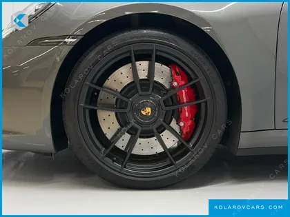 PORSCHE 911 CARRERA 4 GTS