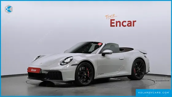PORSCHE 911 CARRERA 4 GTS CABRIOLET