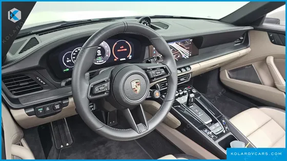 PORSCHE 911 CARRERA 4 GTS CABRIOLET