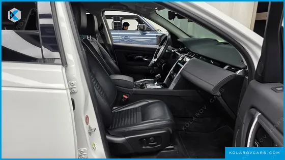 LAND ROVER DISCOVERY SPORT D180 SE